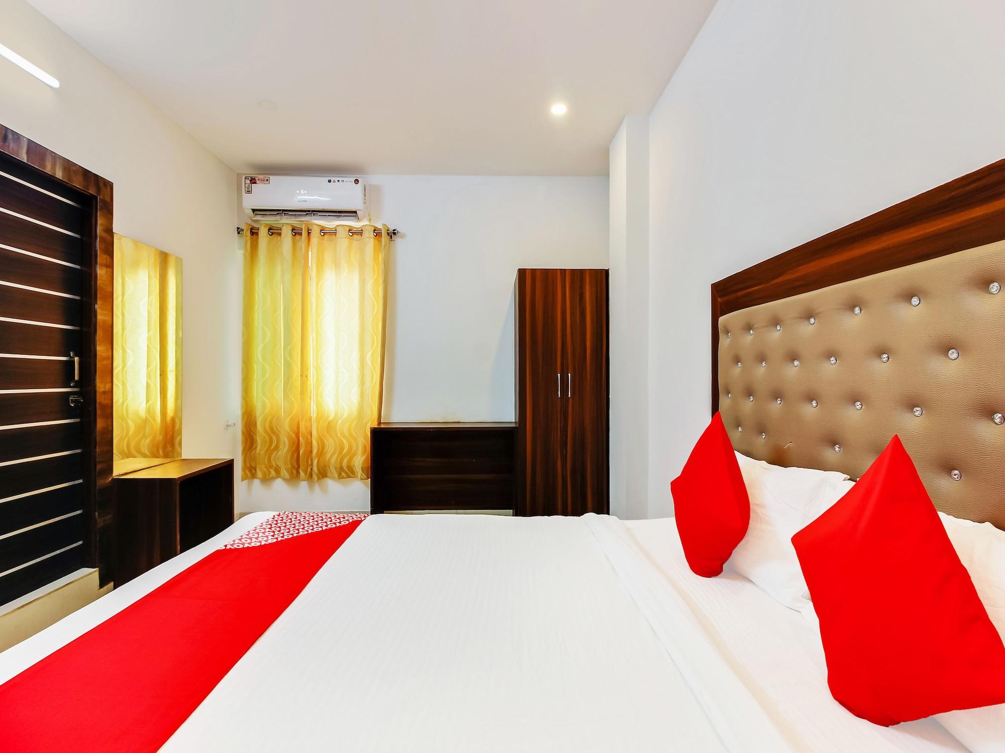 Oyo 29131 Hotel Mn Grand Шемшабад Екстер'єр фото