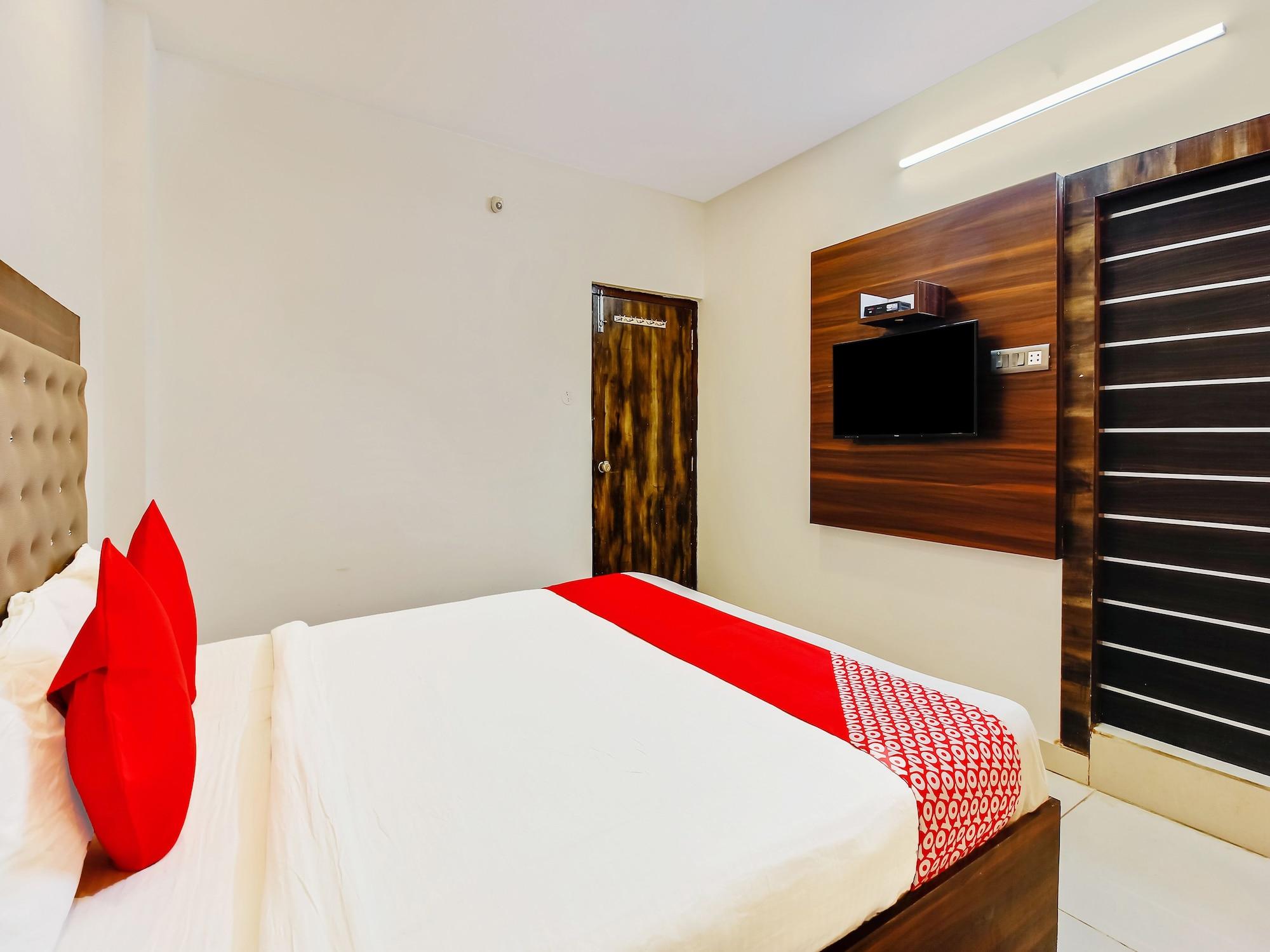 Oyo 29131 Hotel Mn Grand Шемшабад Екстер'єр фото