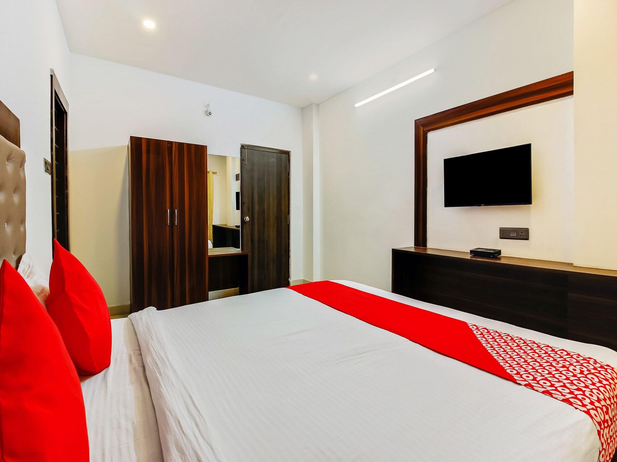 Oyo 29131 Hotel Mn Grand Шемшабад Екстер'єр фото