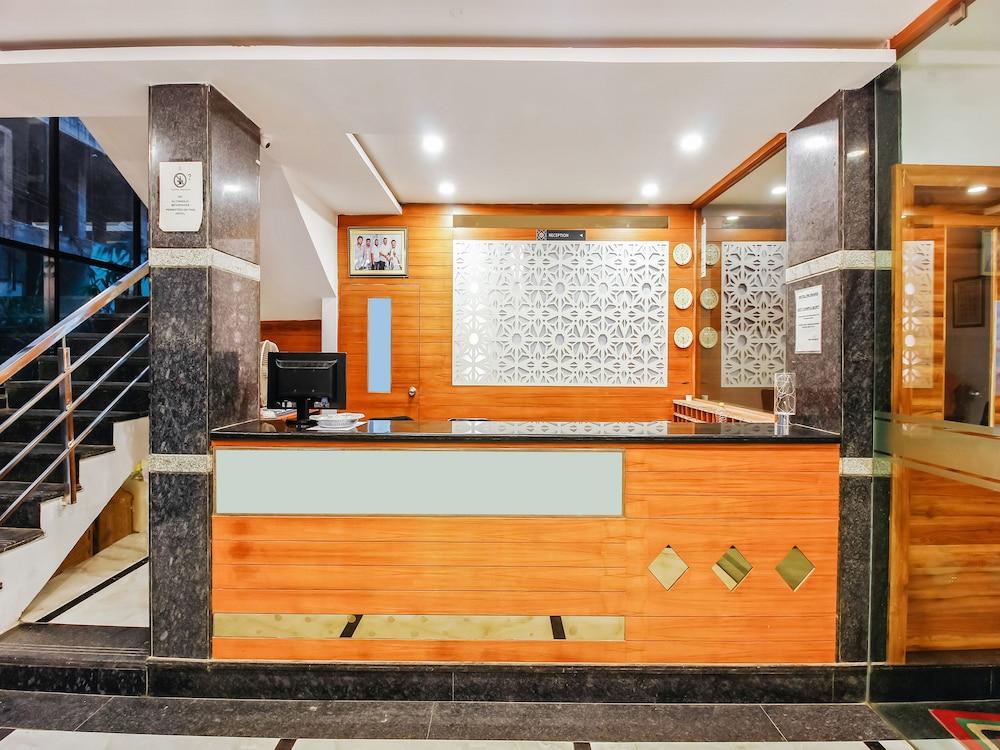 Oyo 29131 Hotel Mn Grand Шемшабад Екстер'єр фото